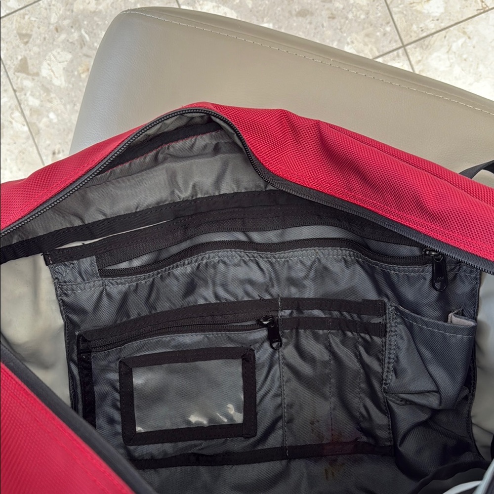 Timbuk2 Red bag - Picture 5 of 11